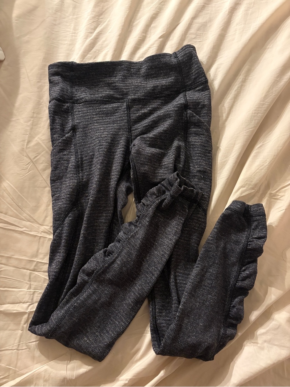 Lululemon Wunder Heathered Grey Leggings with Ruched Legs and Side Pockets